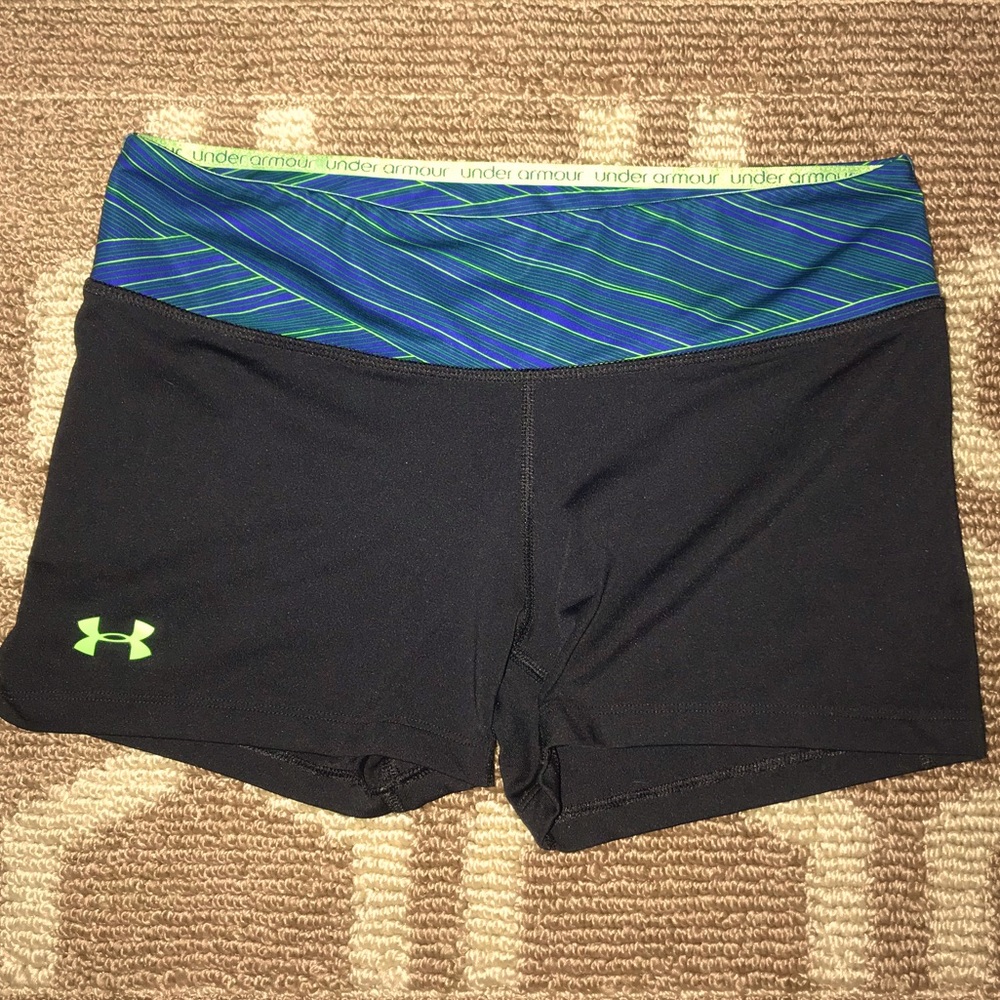 Under Armour Volleyball Shorts/Spandex